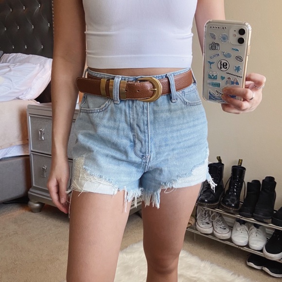 Liz Claiborne Accessories - Brown Leather Belt